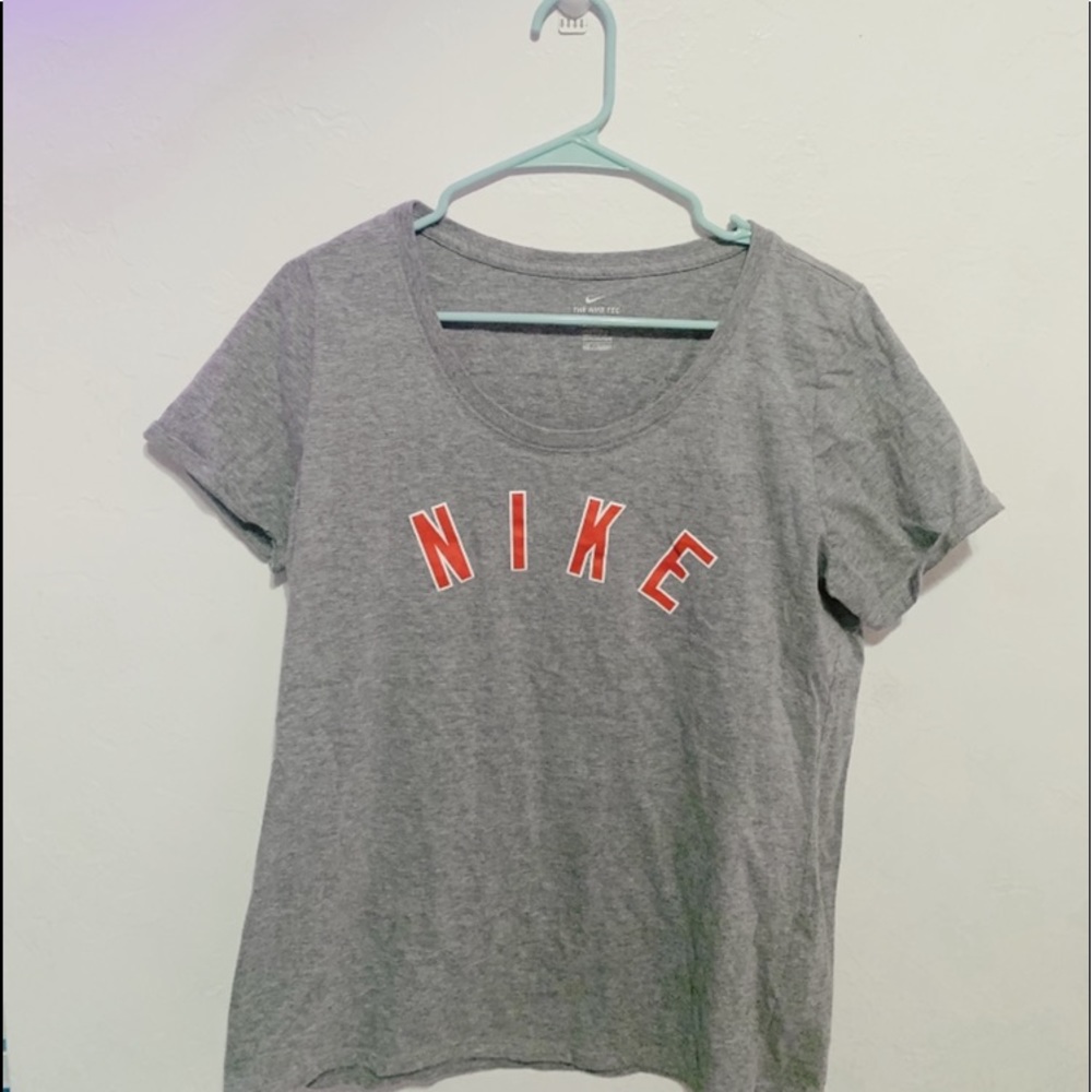 Vintage nike tee